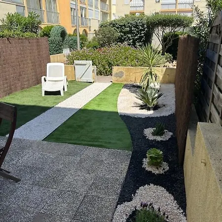 T2 Avec Son Rez De Jardin De 40 M2 5 Couchages 250m De La Et 15km De L'arena * 纳博讷普拉日